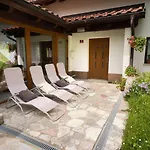 度假居 At Peskar's A Charming Countryside House *