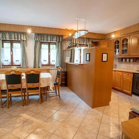 At Peskar's A Charming Countryside House Tatil Evi