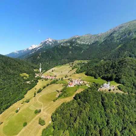 At Peskar's A Charming Countryside House Podbrdo