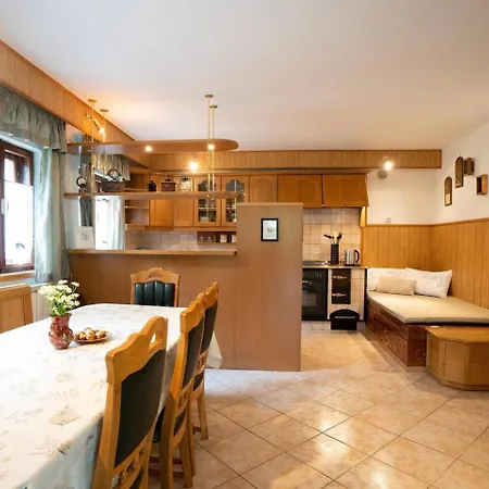 At Peskar's A Charming Countryside House Podbrdo