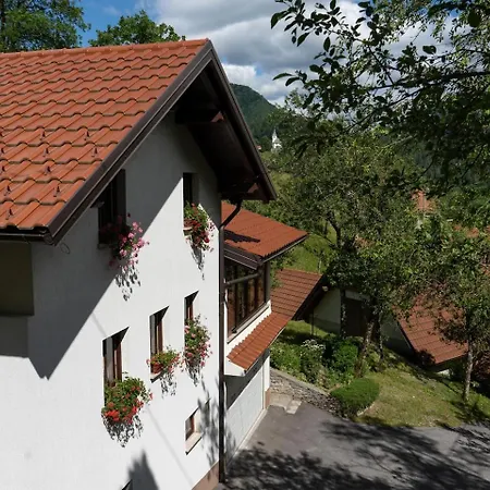 At Peskar's A Charming Countryside House *