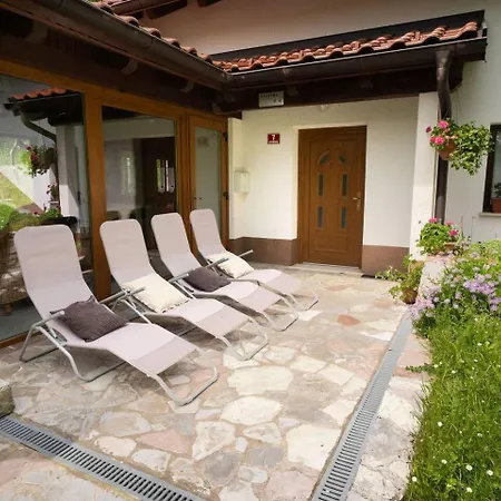 Casa vacanze At Peskar's A Charming Countryside House *