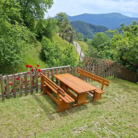 At Peskar's A Charming Countryside House Casa vacanze