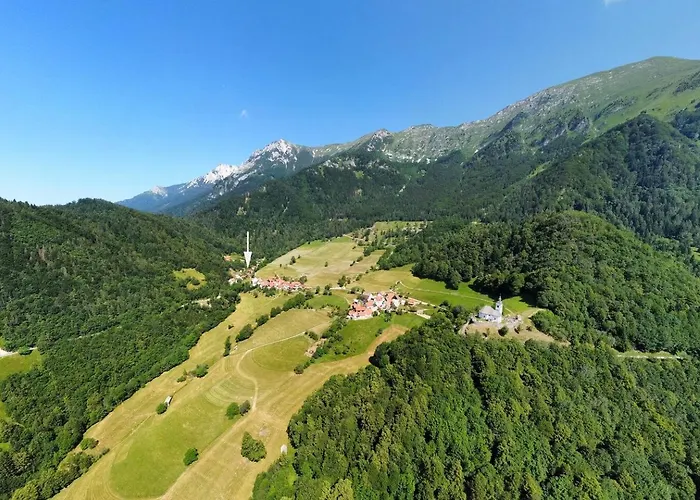 At Peskar's A Charming Countryside House Podbrdo