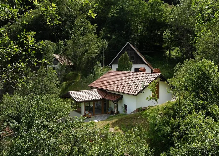 بيت للعطل At Peskar's A Charming Countryside House