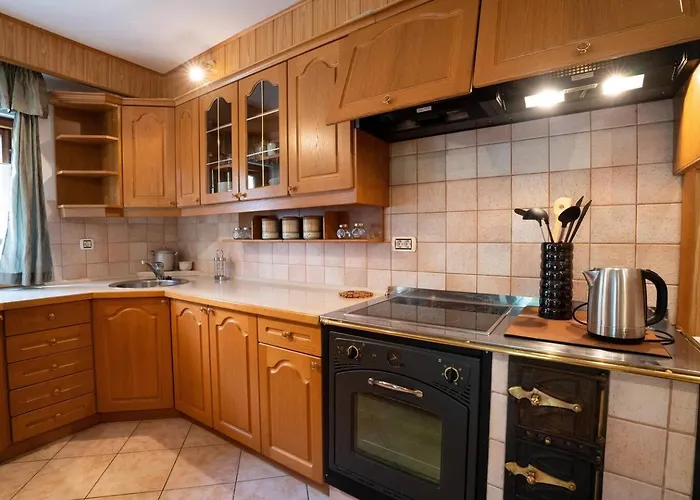 At Peskar's A Charming Countryside House *