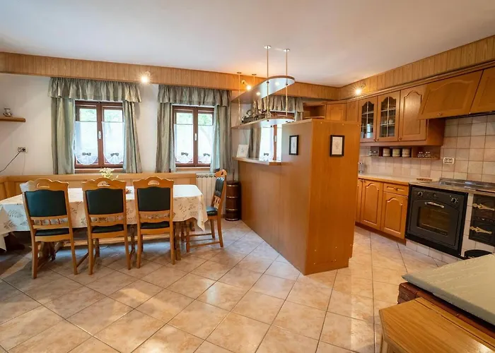 بيت للعطل At Peskar's A Charming Countryside House