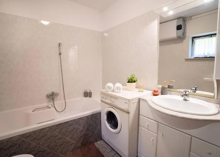 At Peskar's A Charming Countryside House * Podbrdo