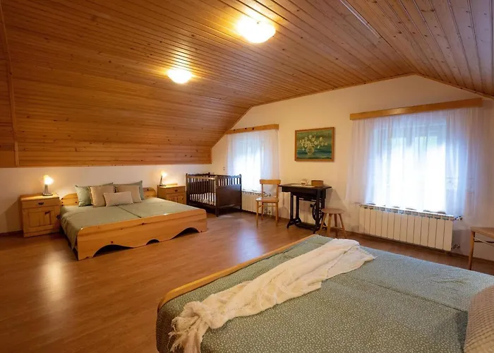 At Peskar's A Charming Countryside House