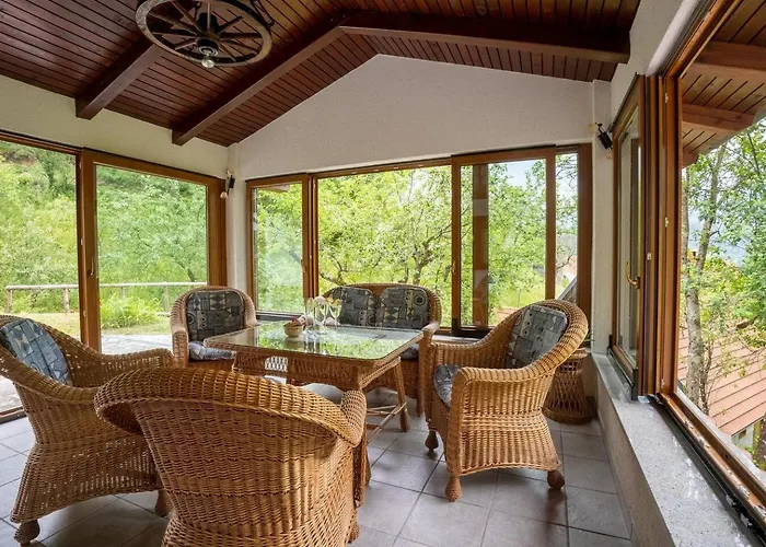 At Peskar's A Charming Countryside House Holiday home *