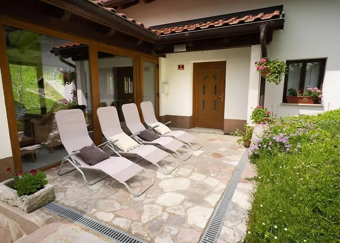 Holiday home At Peskar's A Charming Countryside House *