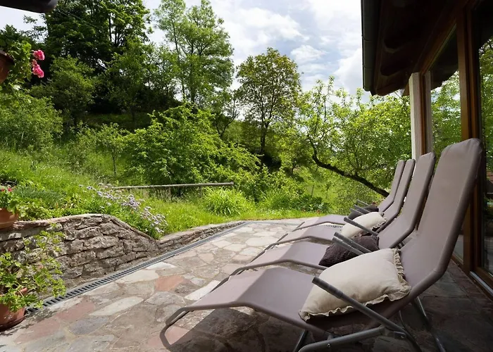 بيت للعطل At Peskar's A Charming Countryside House Podbrdo